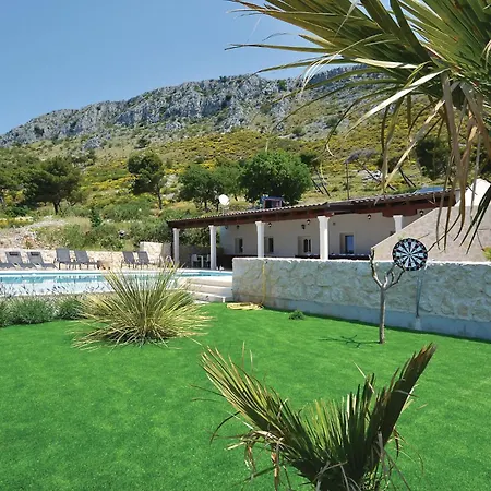 Holiday home Beautiful In With Wifi
