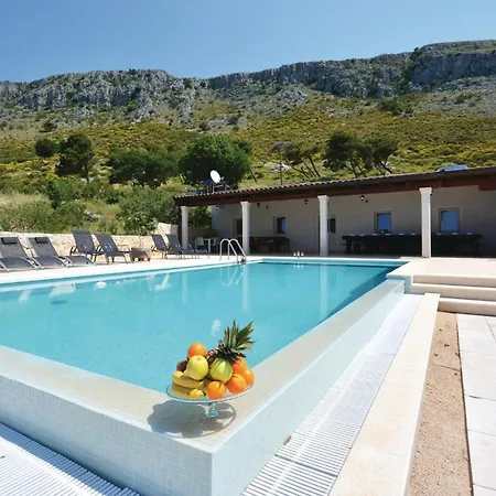 Holiday home Beautiful In With Wifi